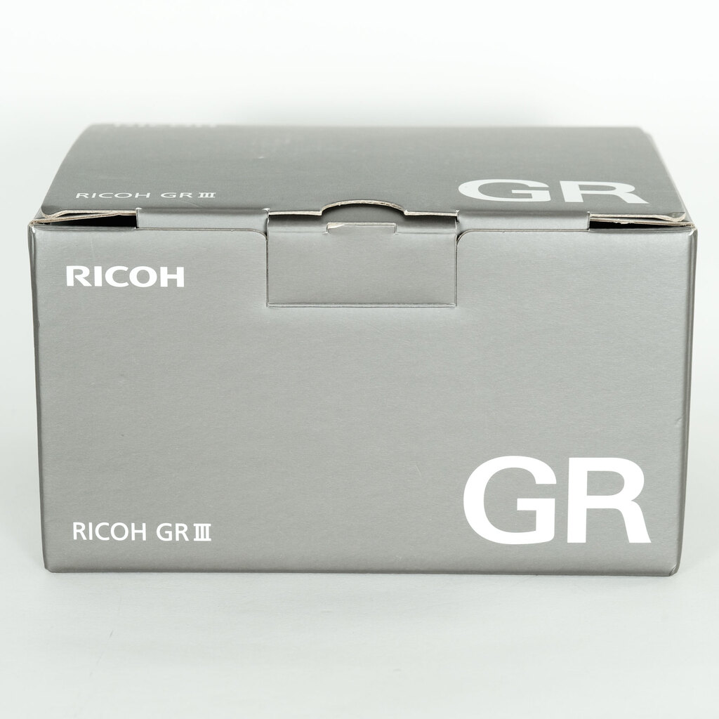 RICOH GR III