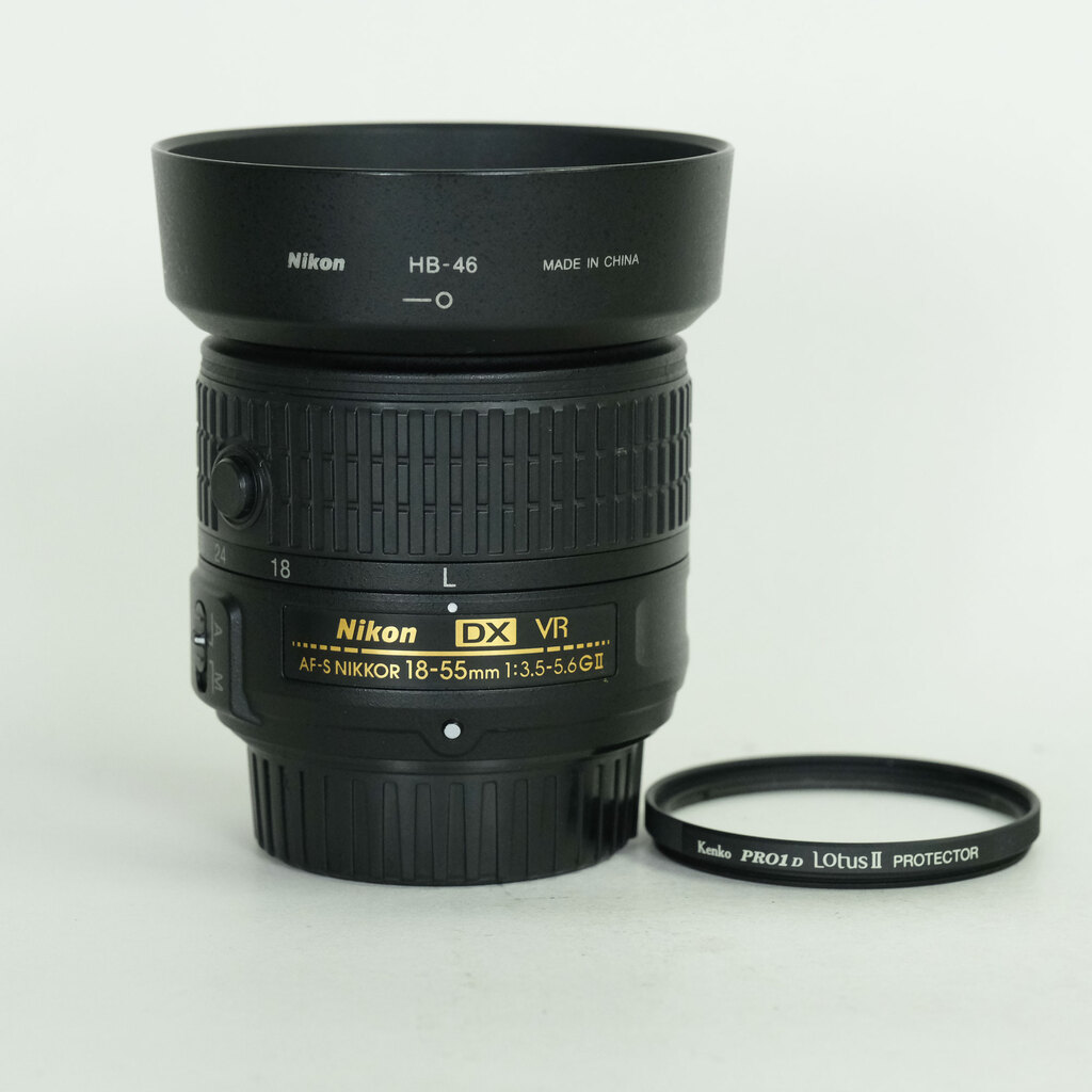 Nikon AF-S DX NIKKOR 18-55mm f3.5-5.6G VR II