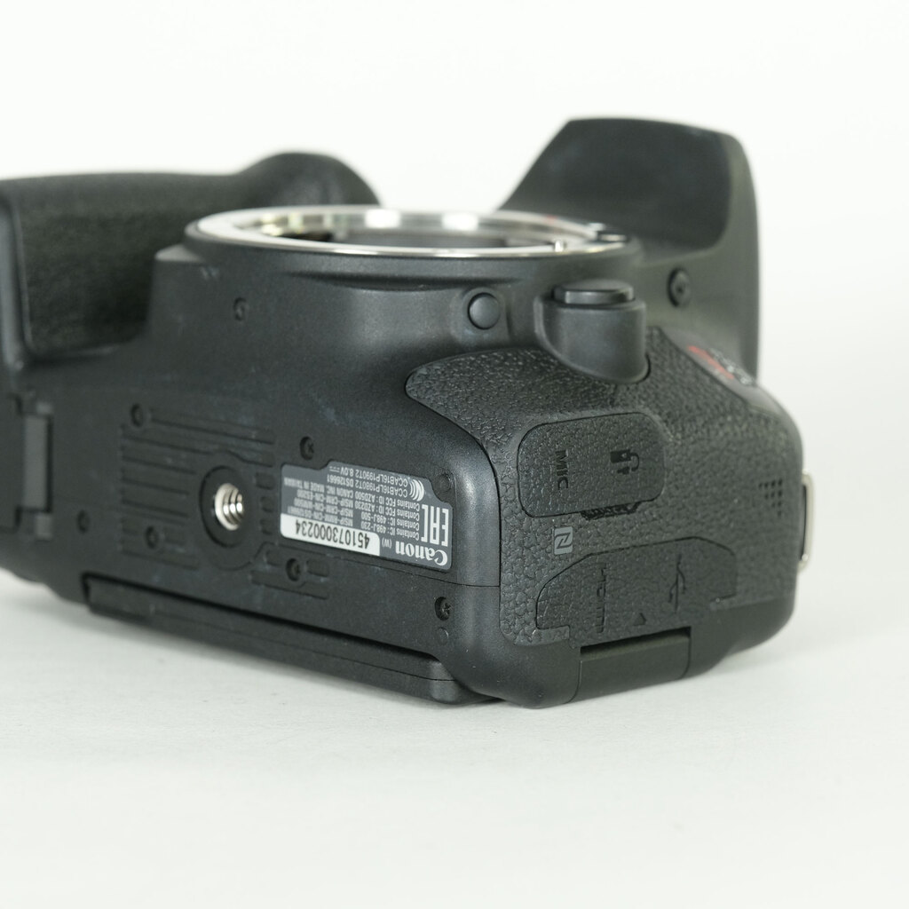 Canon EOS Kiss X9i Canon EOS Kiss X9i