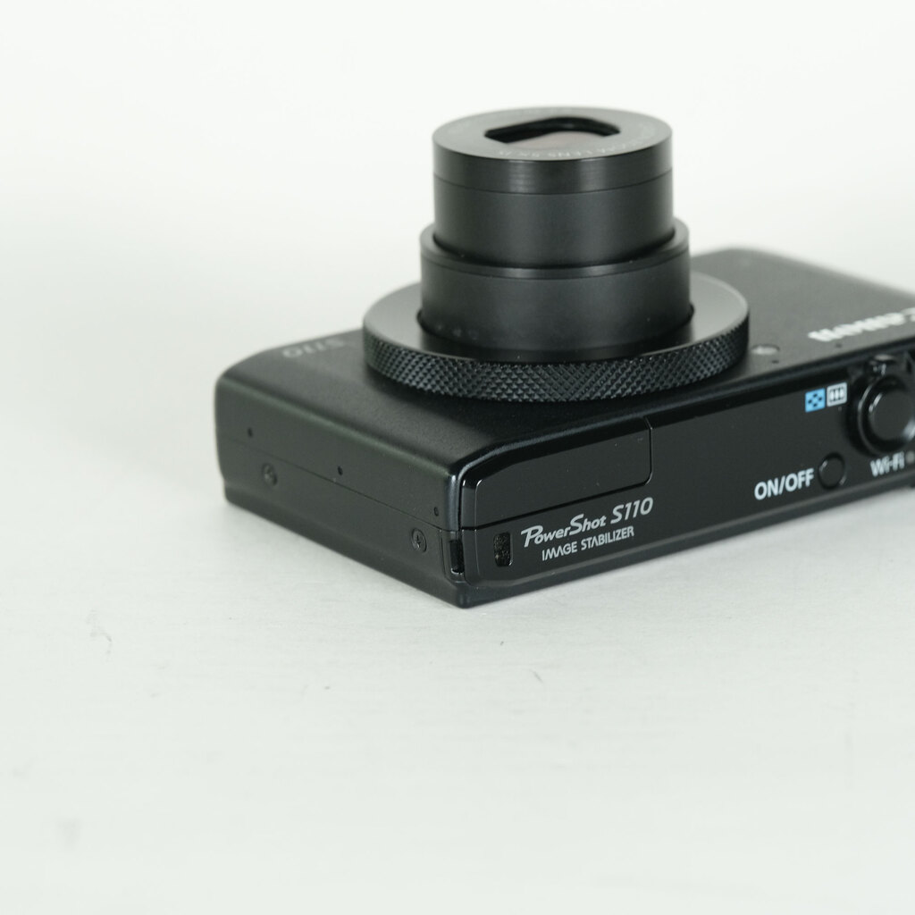 Canon PowerShot S110 ブラックの出品 | ONE SCENE（ワンシーン）
