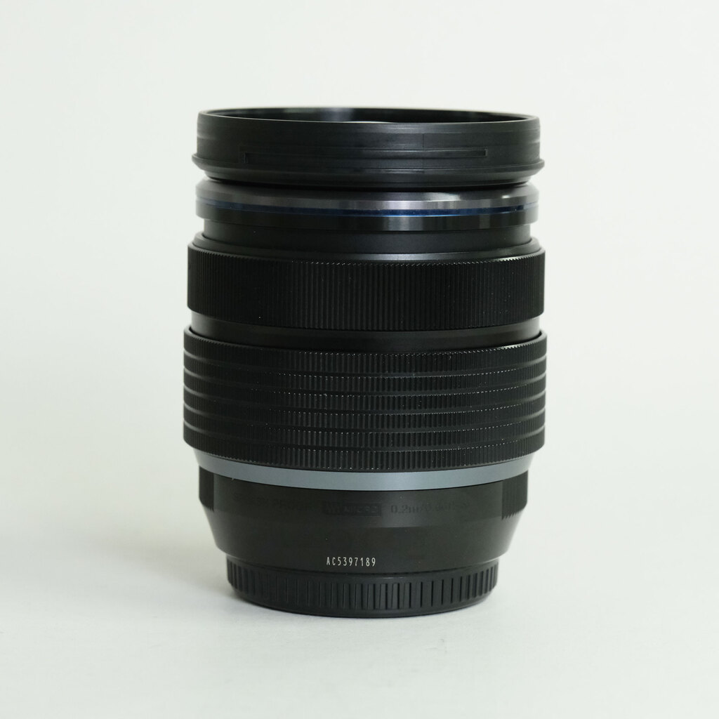 OLYMPUS M.ZUIKO DIGITAL ED 12-40mm F2.8 PRO