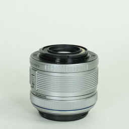 OLYMPUS M.ZUIKO DIGITAL 14-42mm F3.5-5.6IIR シルバー