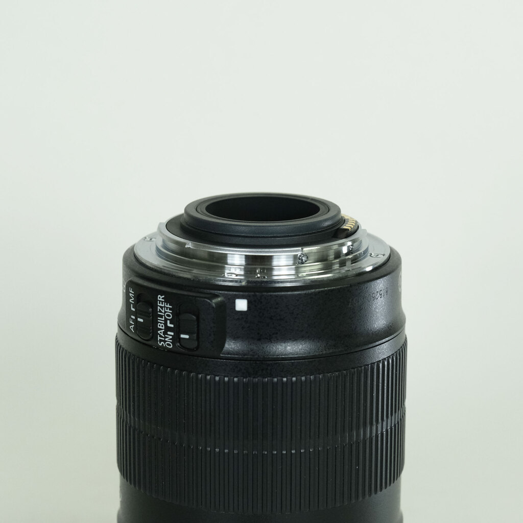 Canon EF-S18-135mm F3.5-5.6 IS