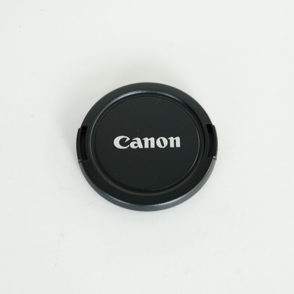 Canon EF-S18-135mm F3.5-5.6 IS