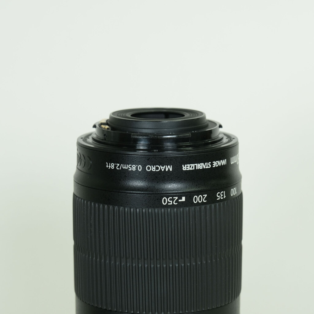 Canon EF-S55-250mm F4-5.6 IS STM Canon EF-S55-250mm F4-5.6 IS STM