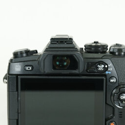 OLYMPUS OM-D E-M1 Mark II OLYMPUS OM-D E-M1 Mark II