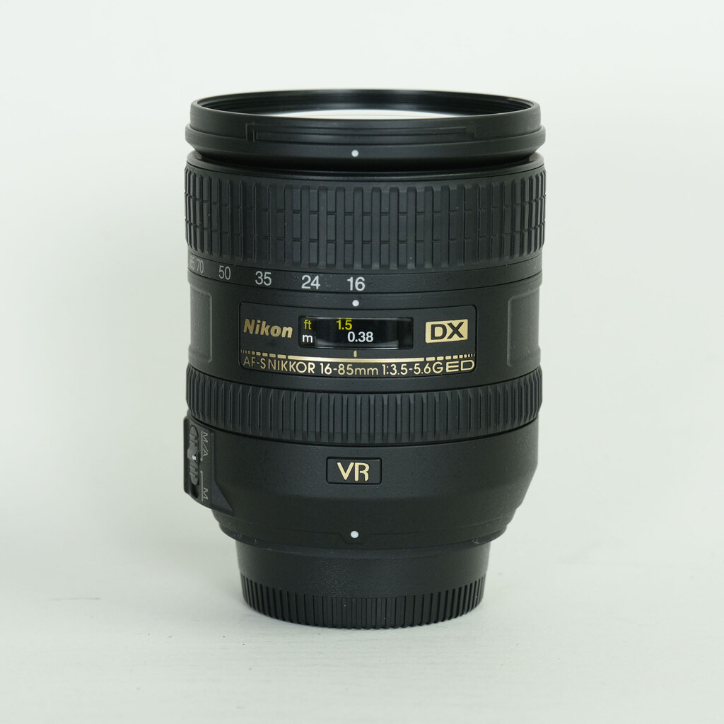 Nikon AF-S DX NIKKOR 16-85mm F3.5-5.6G ED VR