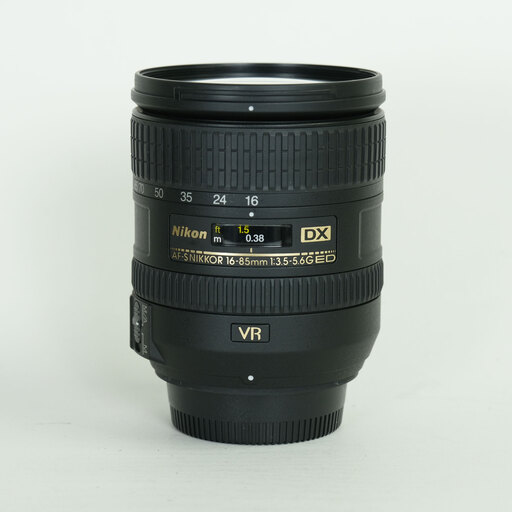 Nikon AF-S DX NIKKOR 16-85mm F3.5-5.6G ED VR