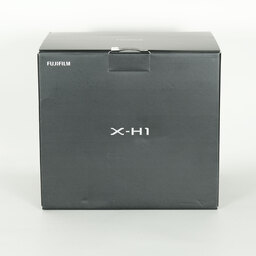 FUJIFILM X-H1