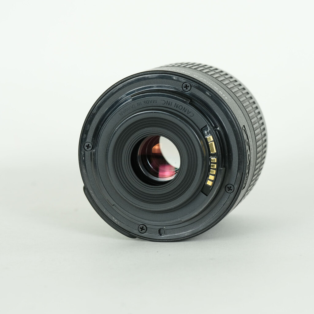 Canon EF-S18-55mm F3.5-5.6 IS II