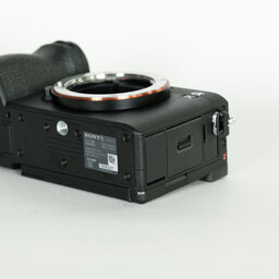 SONY α7C II（ILCE-7CM2）