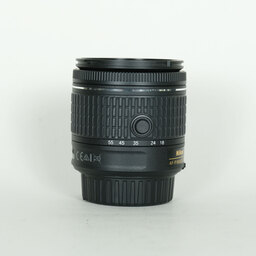 Nikon AF-P DX NIKKOR 18-55mm F3.5-5.6G VR Nikon AF-P DX NIKKOR 18-55mm F3.5-5.6G VR