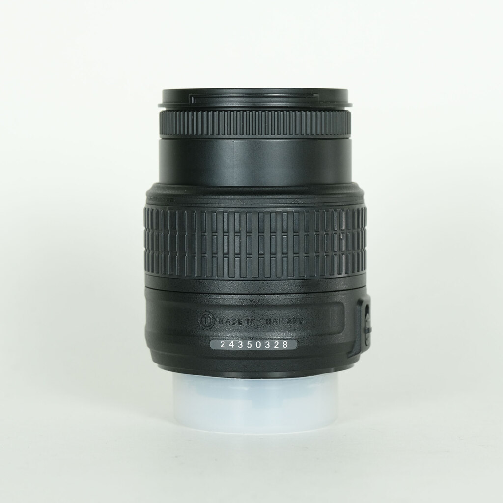 Nikon AF-S DX NIKKOR 18-55mm f3.5-5.6G VR II