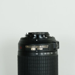 Nikon AF-S DX VR Zoom-Nikkor 55-200mm F4-5.6G IF-ED