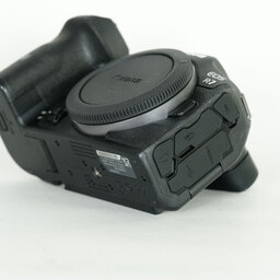 Canon EOS R7