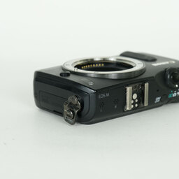 Canon EOS M ボディ ブラック Canon EOS M ボディ ブラック