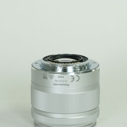 Panasonic LUMIX G VARIO 35-100mm / F4.0-5.6 ASPH. / MEGA O.I.S.