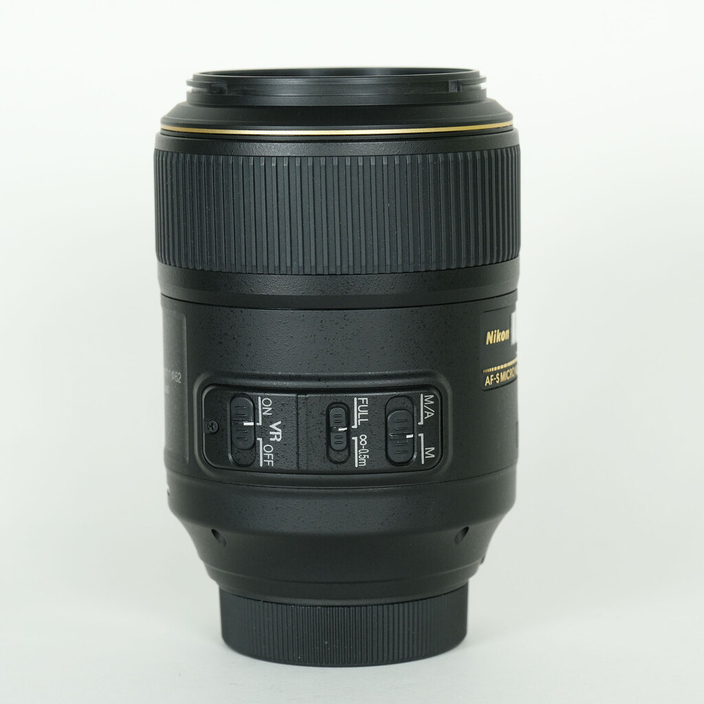 Nikon AF-S VR Micro-Nikkor 105mm f/2.8G IF-ED