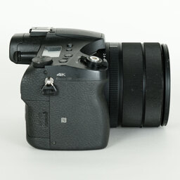 SONY Cyber-shot DSC-RX10M4