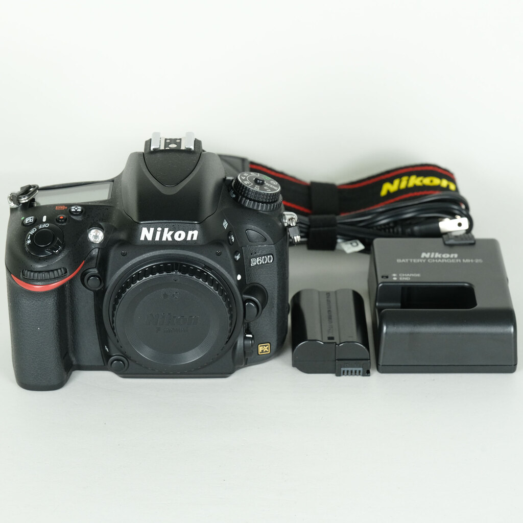 Nikon D600