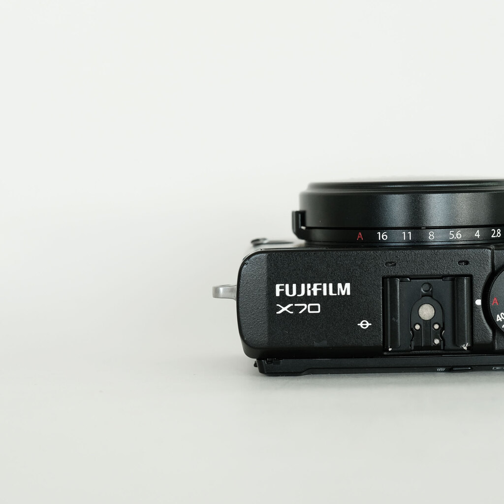 FUJIFILM X70 ブラック