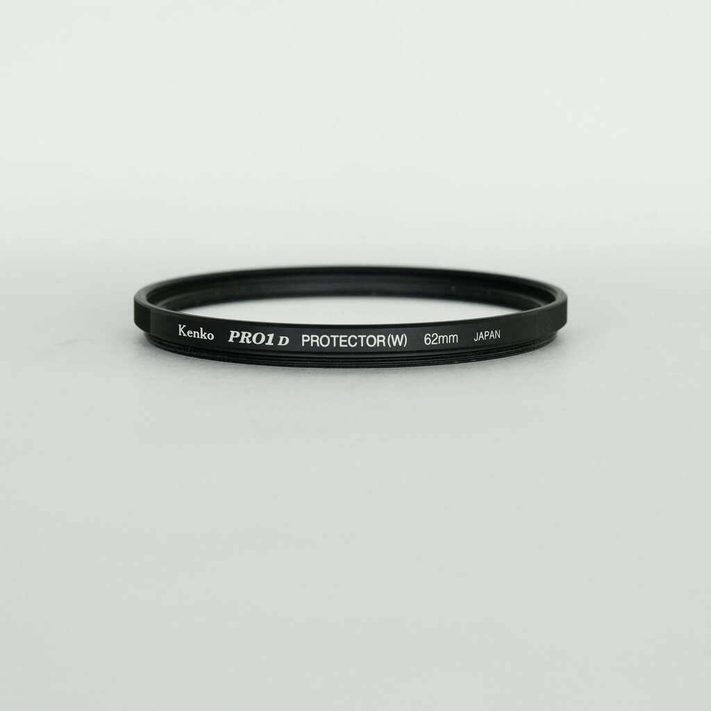 SONY FE 90mm F2.8 Macro G OSS SEL90M28G