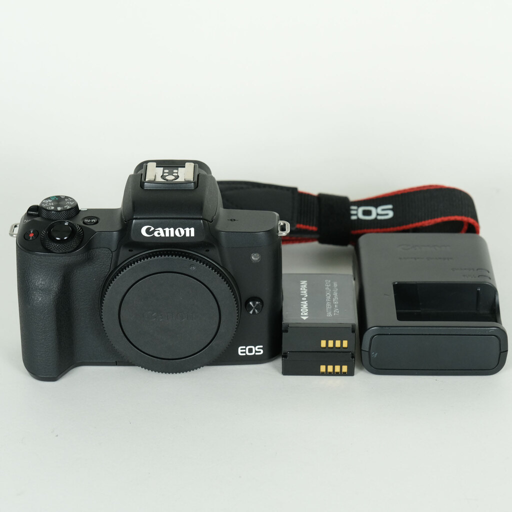 Canon EOS Kiss M2
