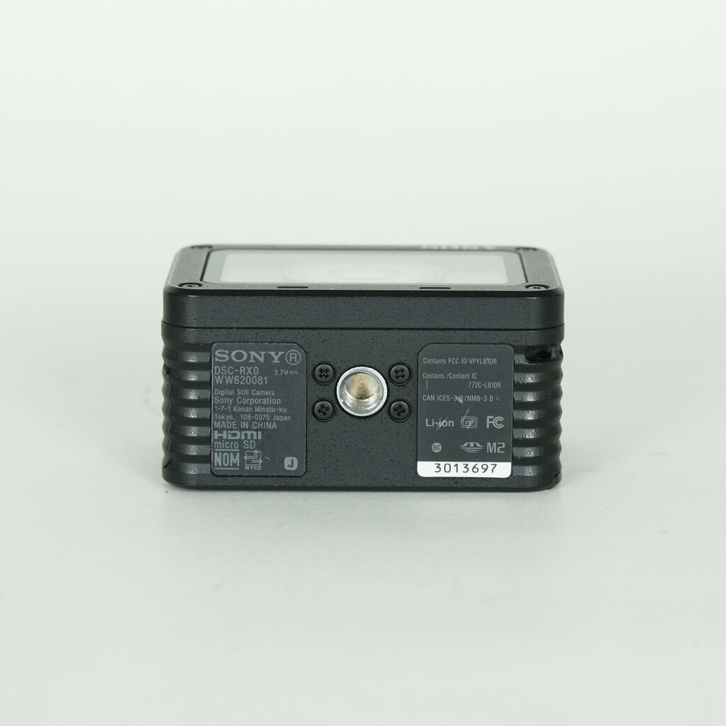 SONY Cyber-shot DSC-RX0