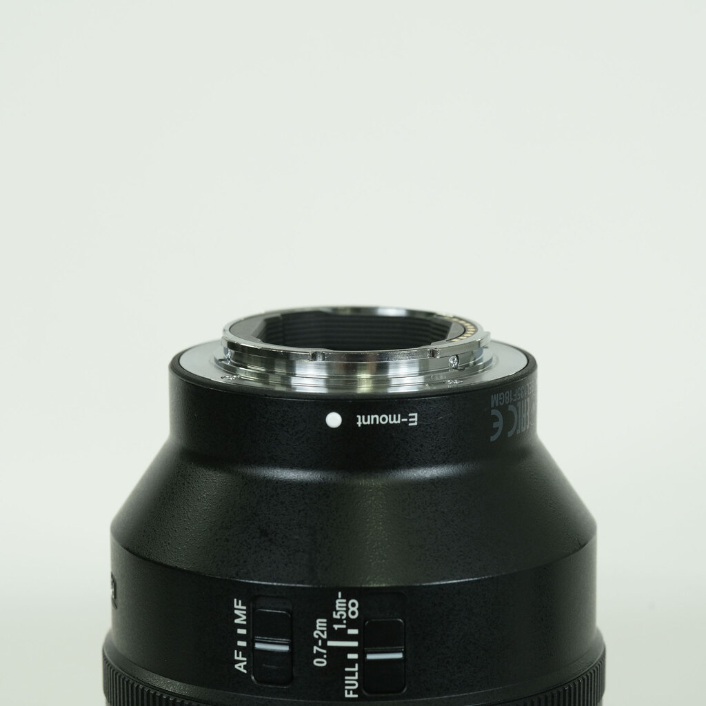 SONY FE 135mm F1.8 GM SEL135F18GM