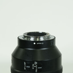 SONY FE 135mm F1.8 GM SEL135F18GM