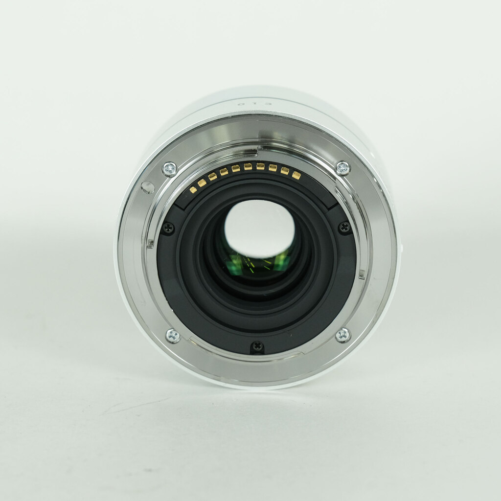 SIGMA A 30mm F2.8 DN (ソニーE用)シルバーの出品 | ONE SCENE（ワン