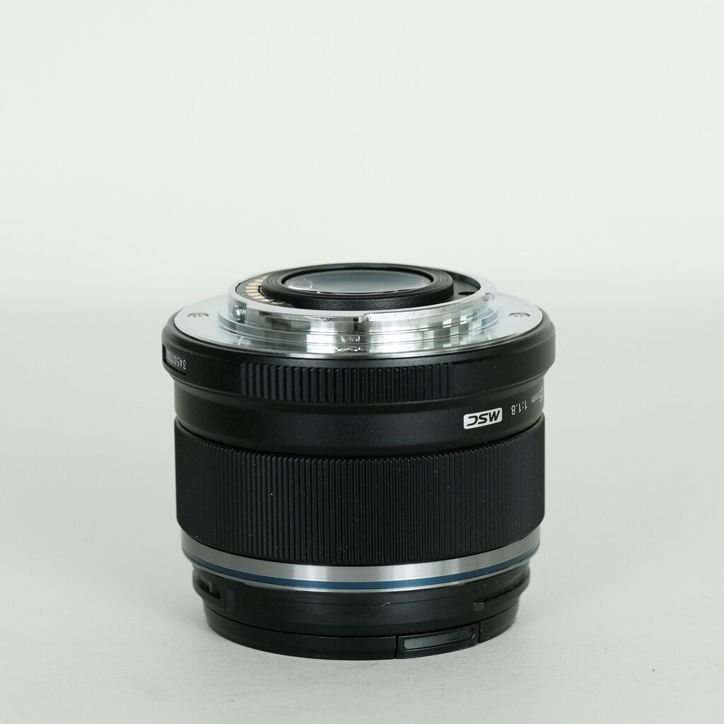 OLYMPUS M.ZUIKO DIGITAL 25mm F1.8