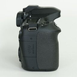 Canon EOS 80D Canon EOS 80D