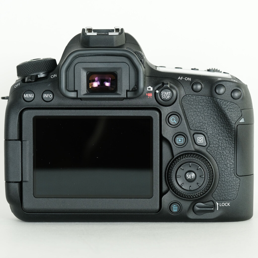 Canon EOS 6D Mark II