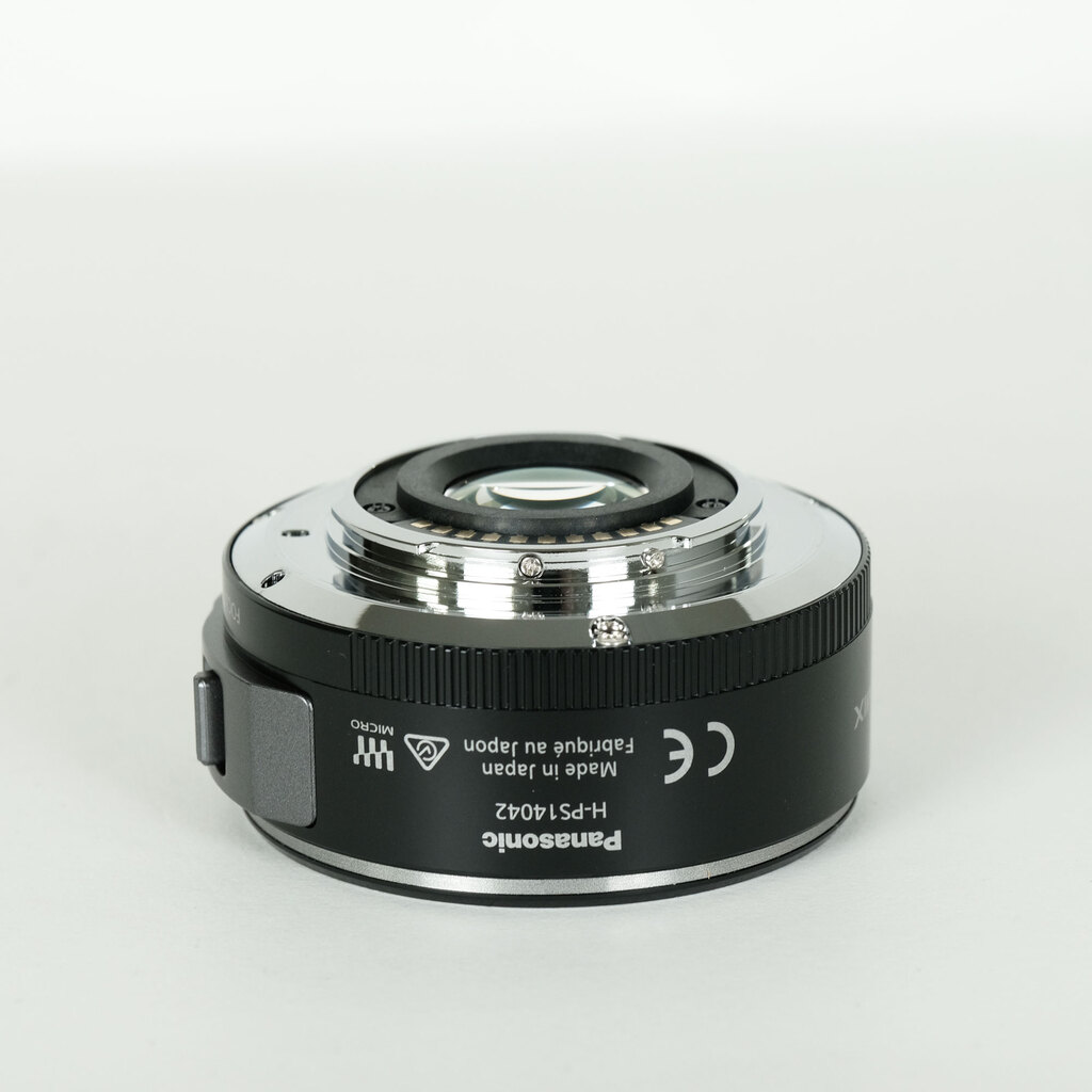 Panasonic LUMIX G X VARIO PZ 14-42mm / F3.5-5.6 ASPH. / POWER O.I.S.
