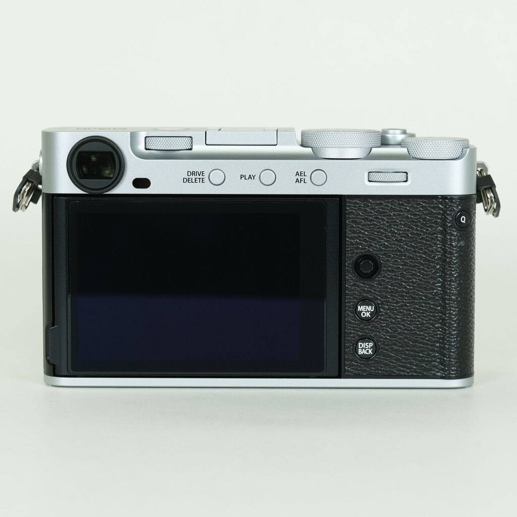 FUJIFILM X-E5