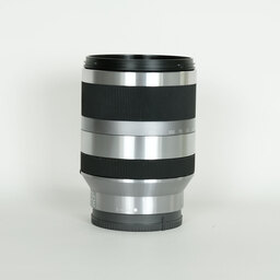 SONY E18-200mm F3.5-6.3 OSS SEL18200