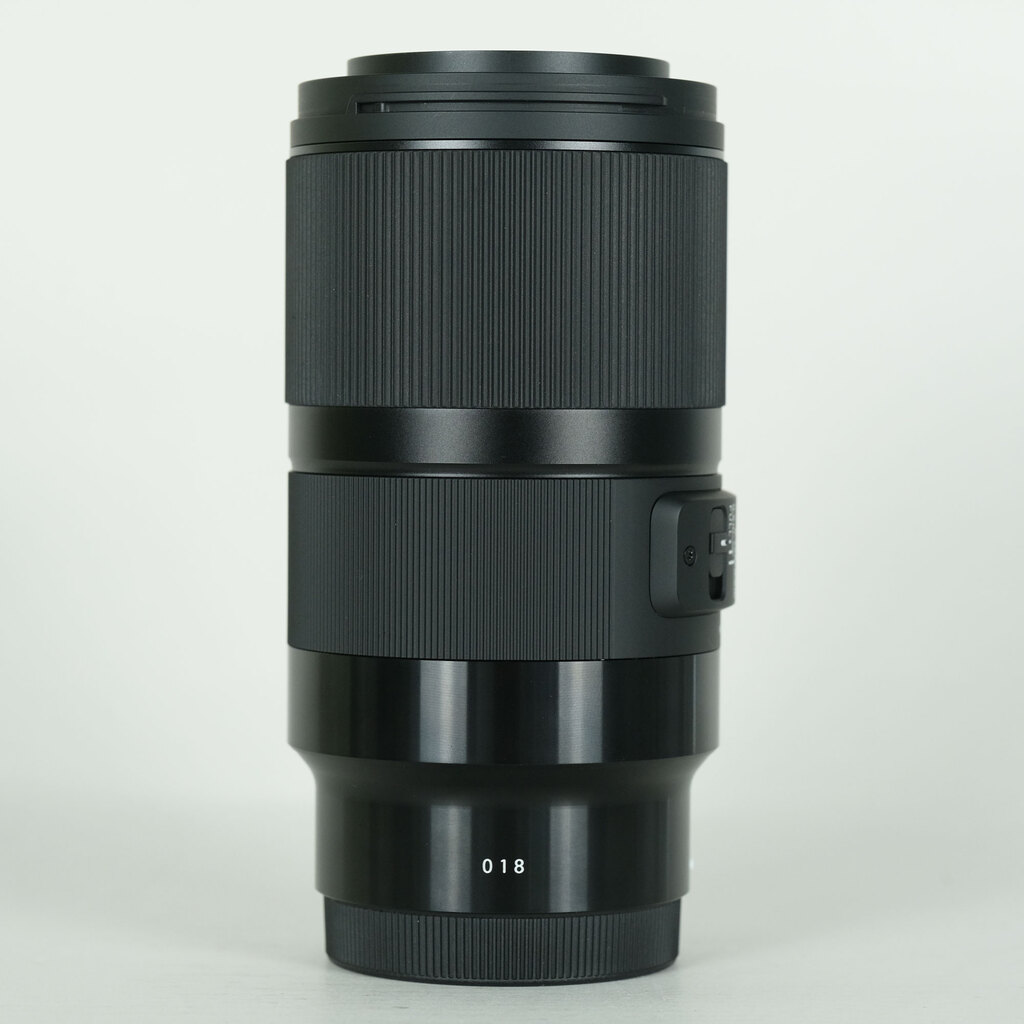SIGMA 70mm F2.8 DG MACRO�bArt [�\�j�[E�p]