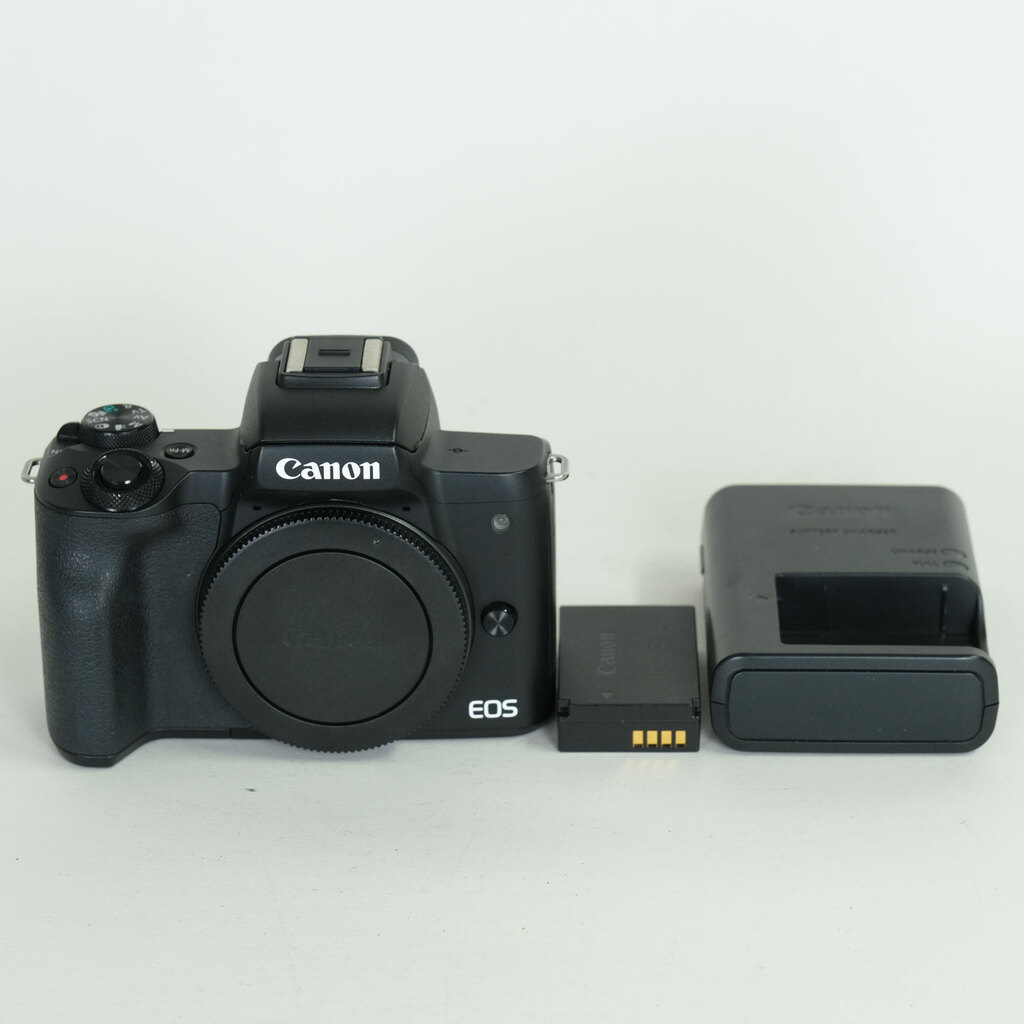 Canon EOS Kiss M