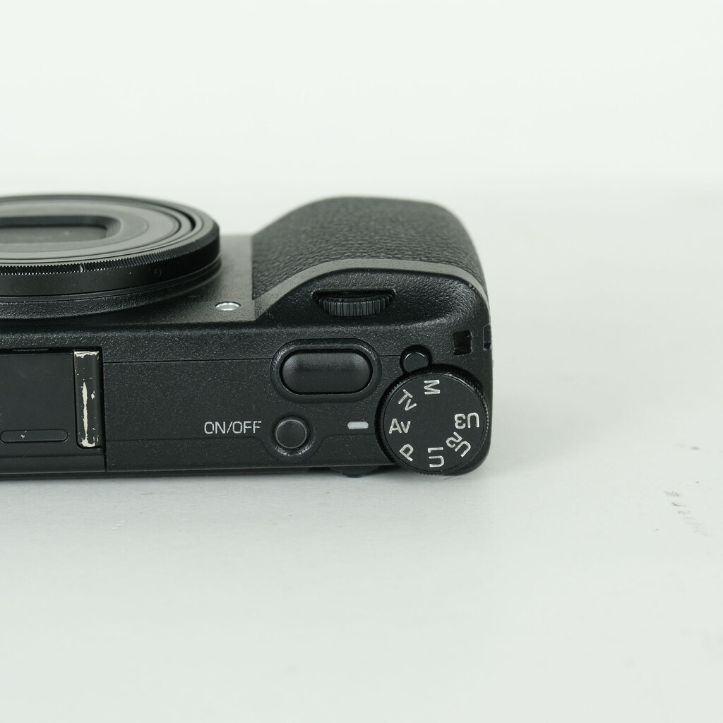 RICOH GR IIIの出品 | ONE SCENE（ワンシーン）
