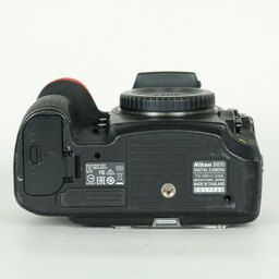 Nikon D810