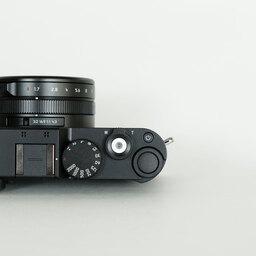 Leica D-LUX8