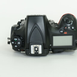 Nikon D810