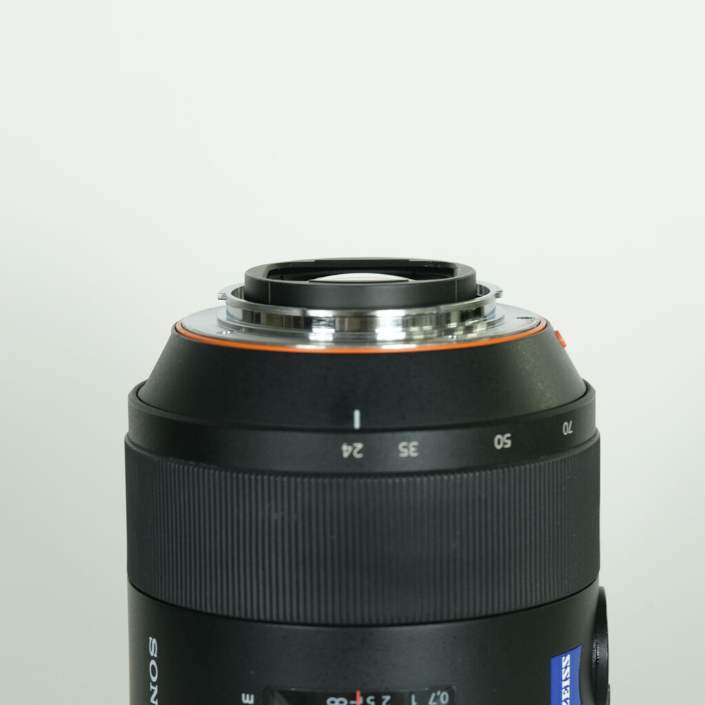 SONY Vario-Sonnar T* 24-70mm F2.8 ZA SSM SAL2470Z