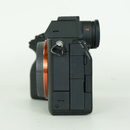 SONY α7 IV(ILCE-7M4) SONY α7 IV(ILCE-7M4)