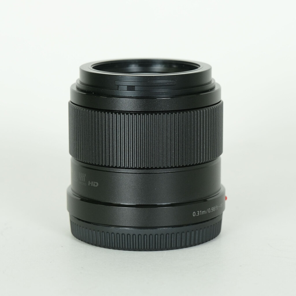 Panasonic LUMIX G 42.5mm / F1.7 ASPH. / POWER O.I.S.