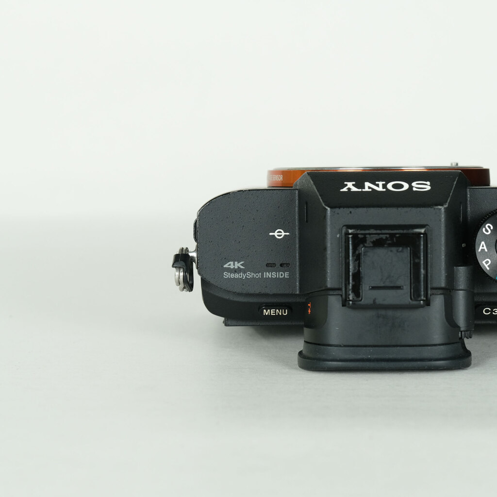 SONY α7S II（ILCE-7SM2）の出品 | ONE SCENE（ワンシーン）