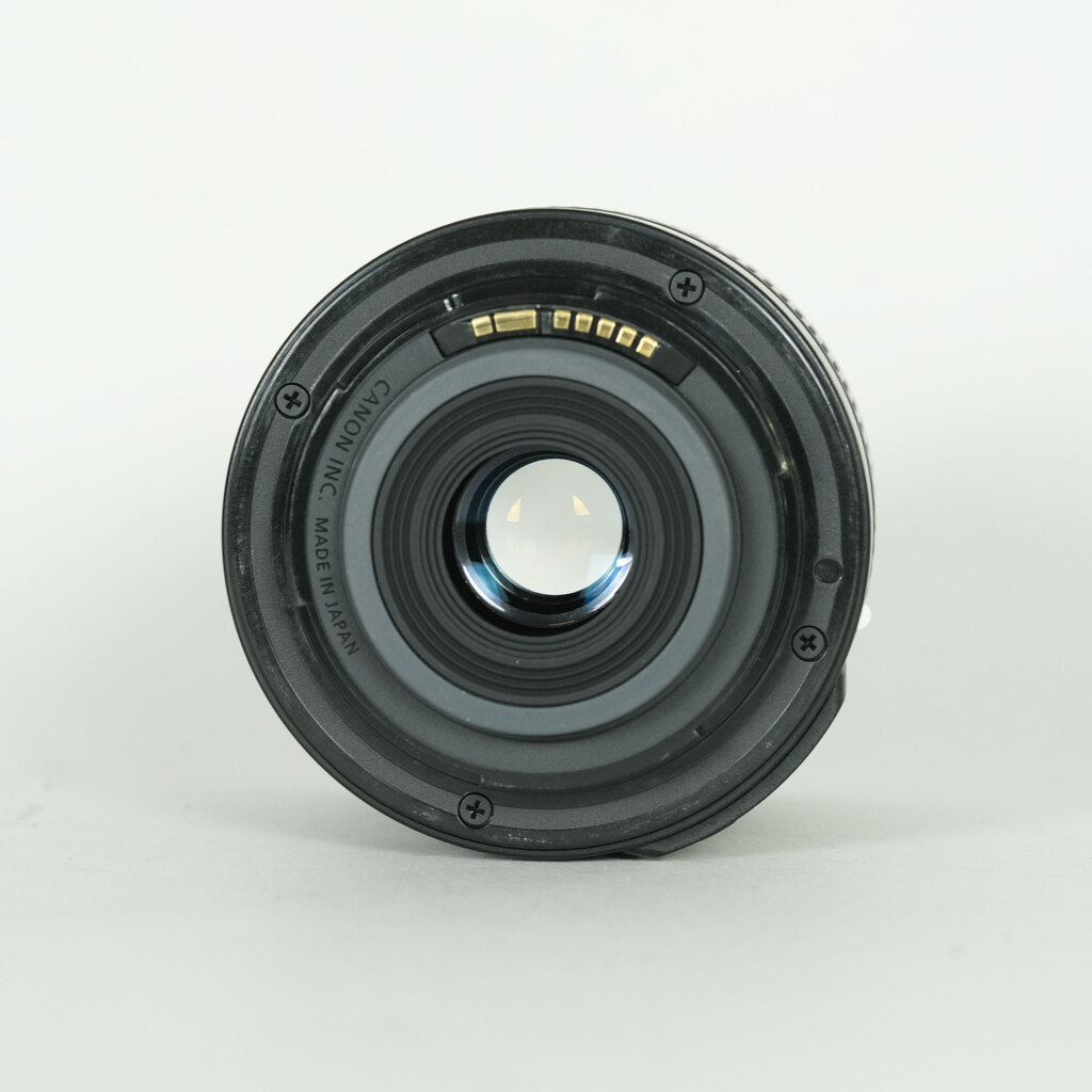 Canon EF-S18-55mm F3.5-5.6 IS Canon EF-S18-55mm F3.5-5.6 IS