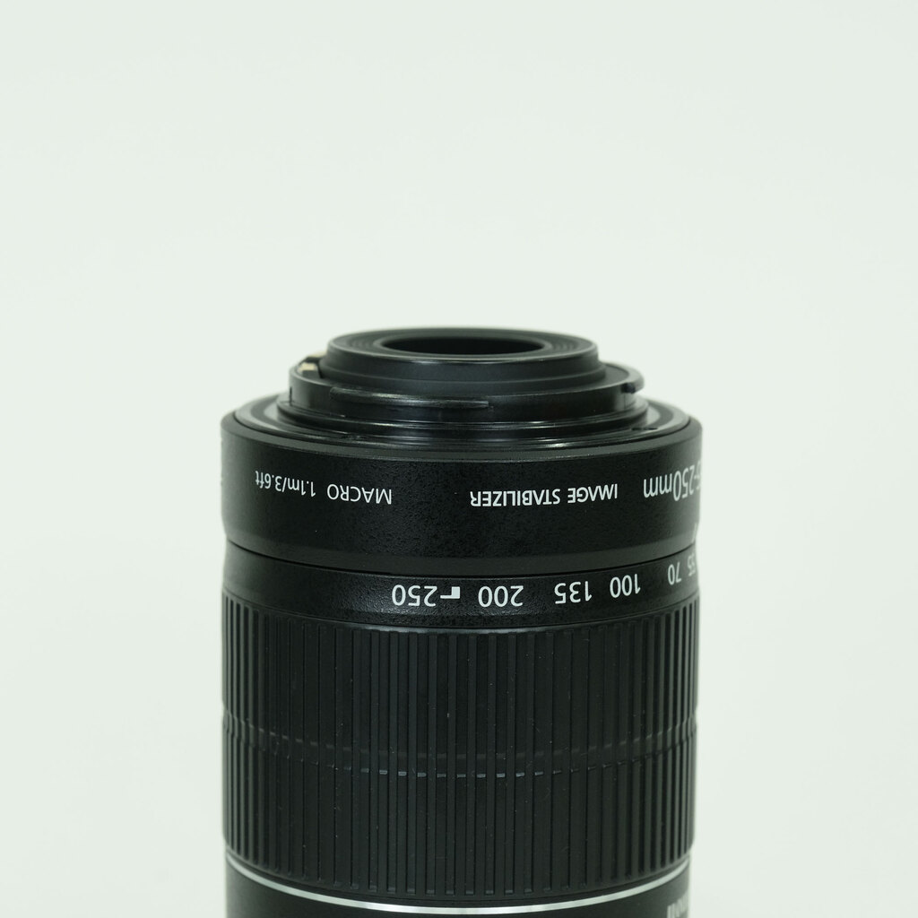 Canon EF-S55-250mm F4-5.6 IS II Canon EF-S55-250mm F4-5.6 IS II