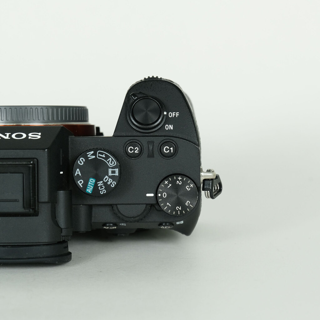 SONY α7 III（ILCE-7M3）の出品 | ONE SCENE（ワンシーン）